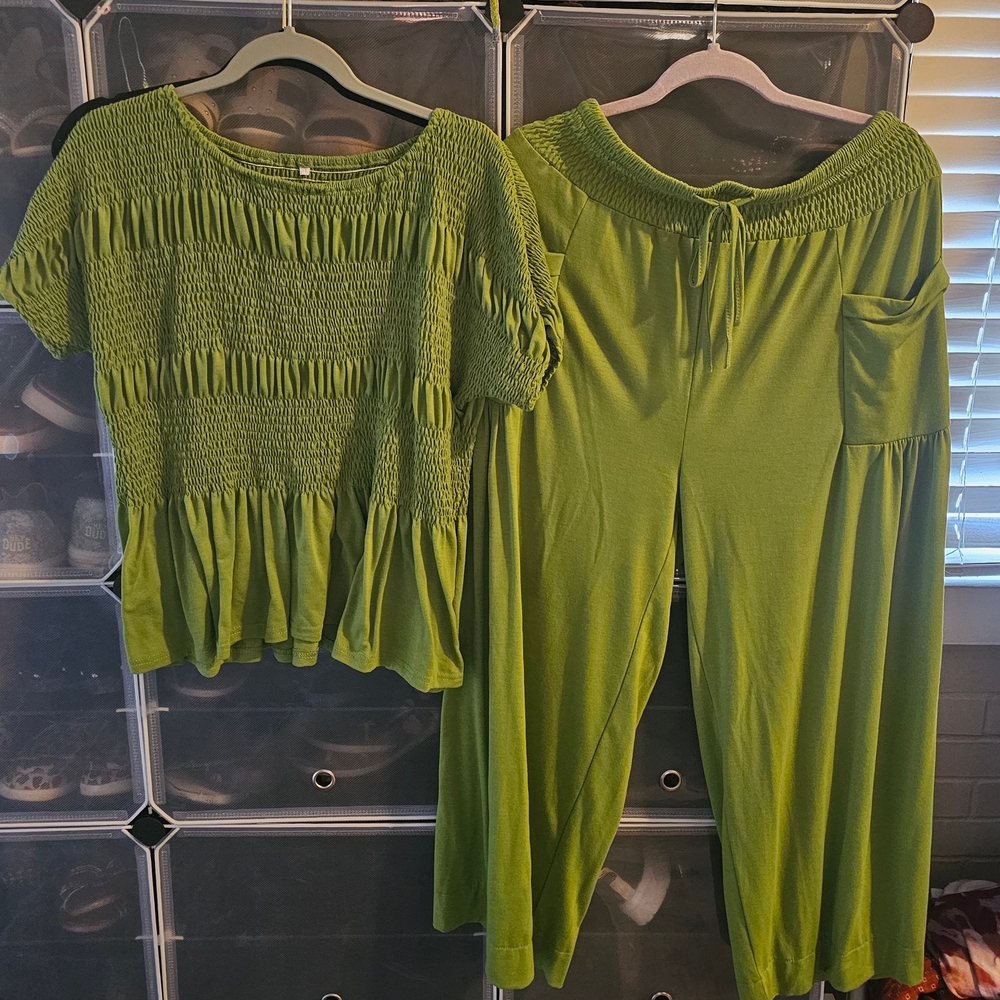 Green Smocked Top and Wide-Leg Pants Set